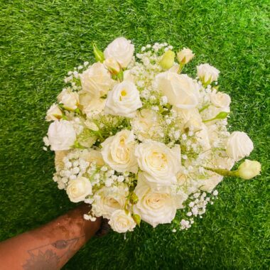 Round White Rose & Baby's Breath Bouquet