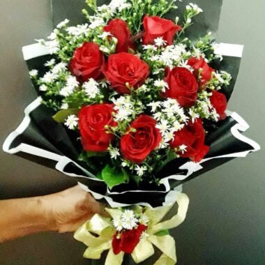 Black & White Framed Red Rose Bouquet